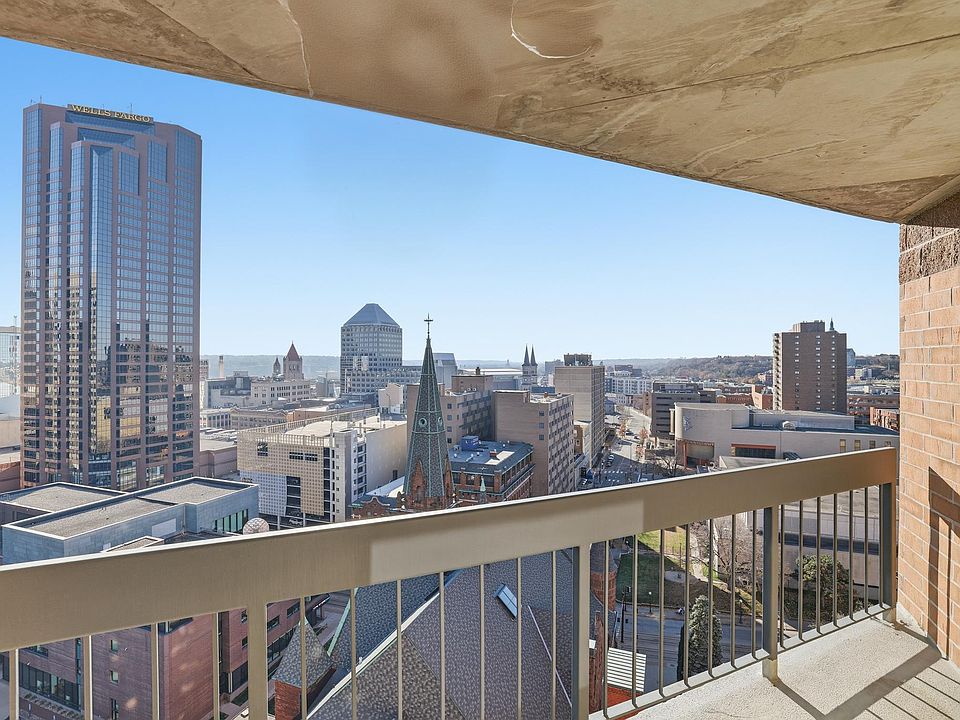 1st image of 78 10th St E Unit 1802
