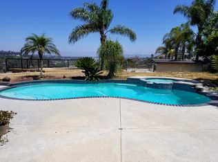 3953 Stanford Dr, Oceanside, CA 92056