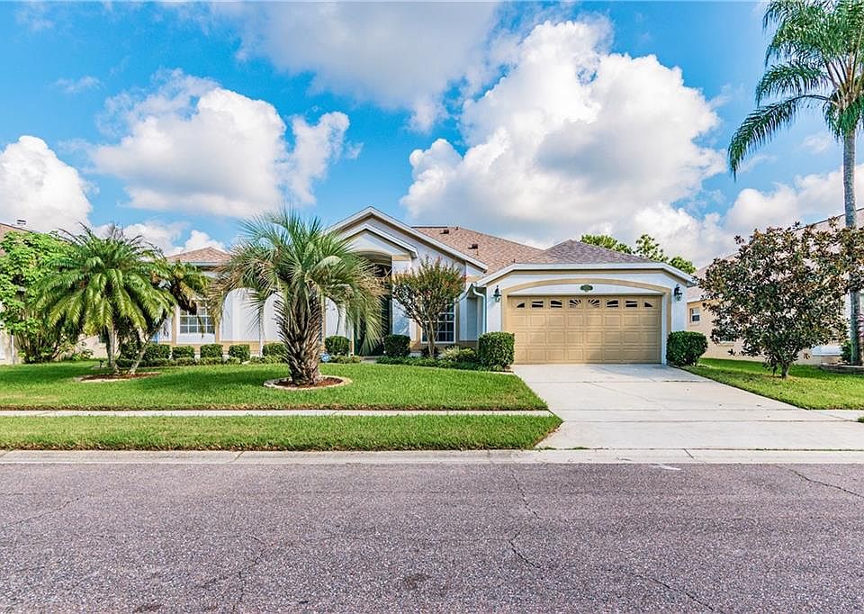 1st image of 13704 Crystal River Dr