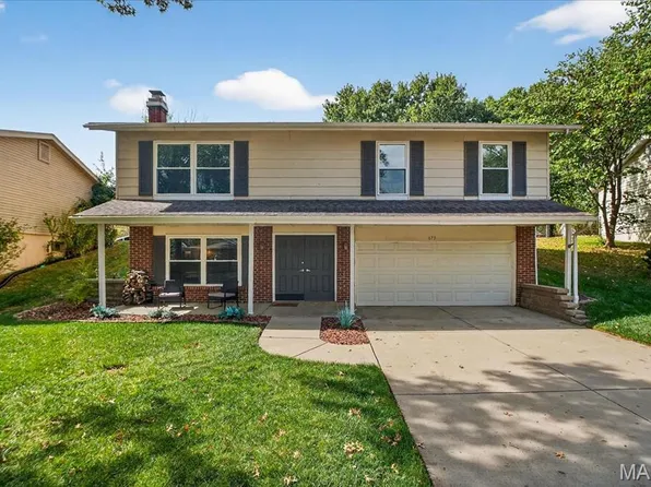 673 Towerwood Dr, Ballwin, MO 63021