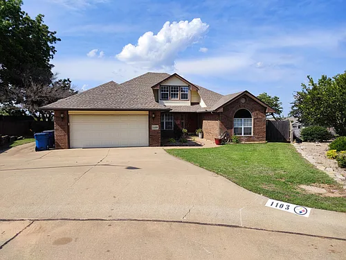 1103 S Mansfield Dr Photo 1