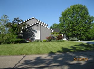10074 Cliffwood Ct, West Chester, OH 45241