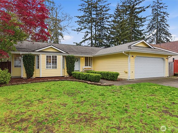3rd image of 2904 174th Street E