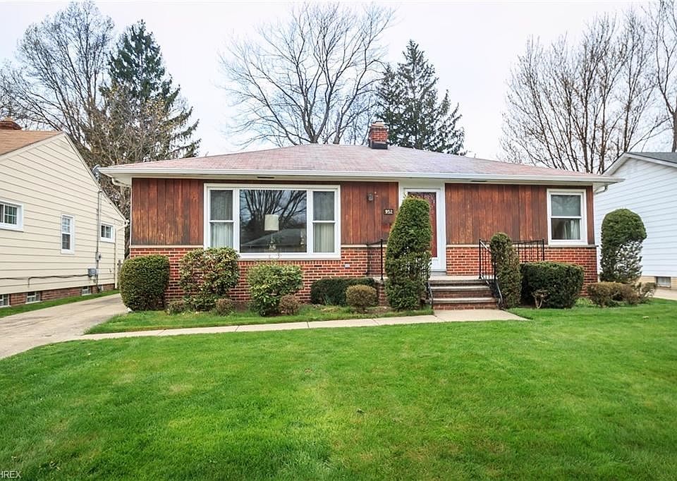 1st image of 952 Newberry Ave