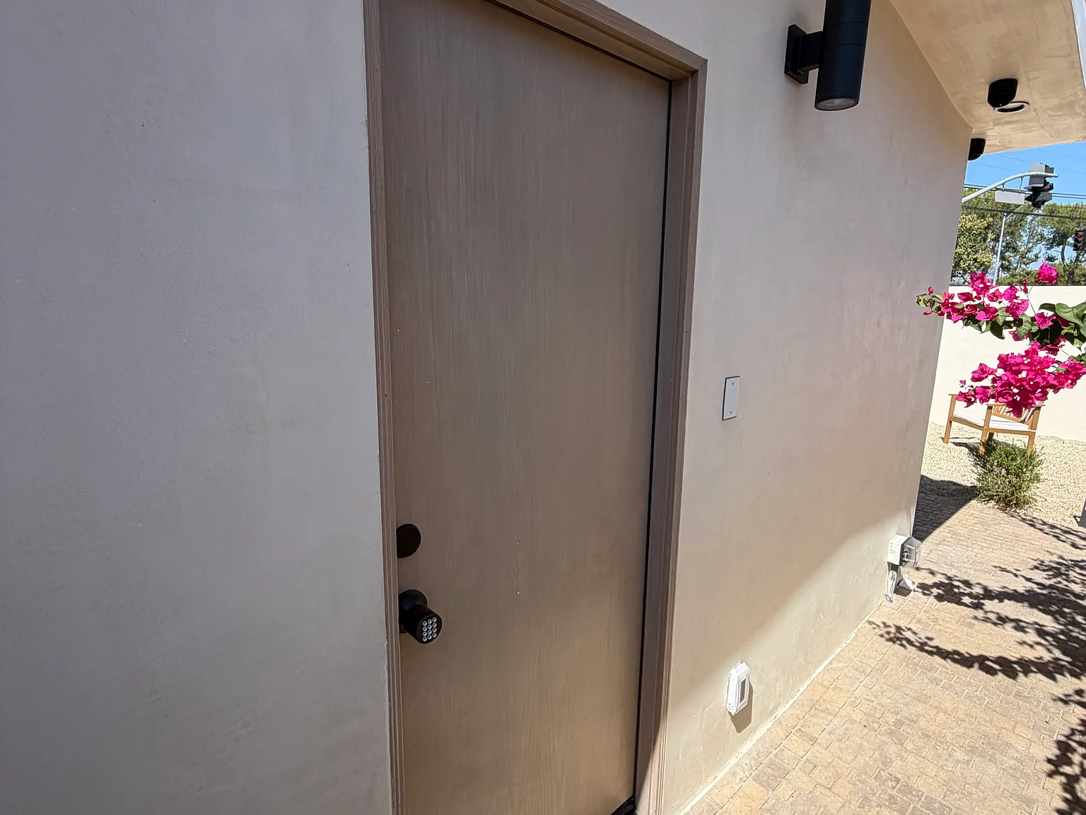1 bed, 400 sqft, $2,300 — Photo 4