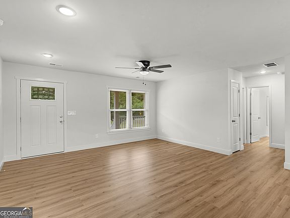 5th image of 1275 Lake Dow Rd