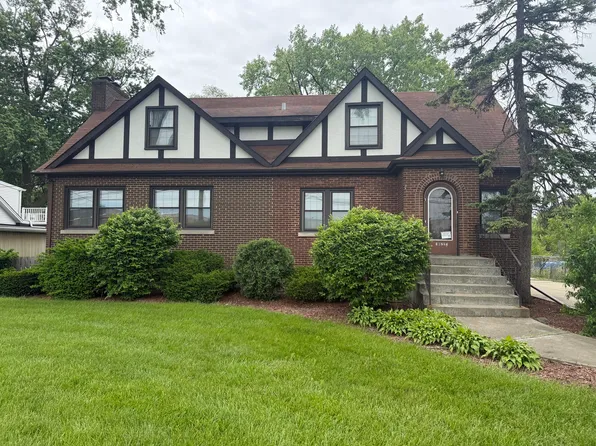 10721 W Grand Ave, Melrose Park, IL 60164