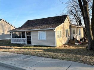20 W Springfield Rd, Saint Clair, MO 63077
