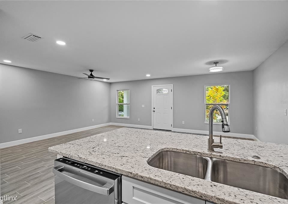 1st image of 8504 N 16th St