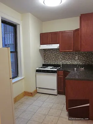 Rented by Highline Residential | media 23