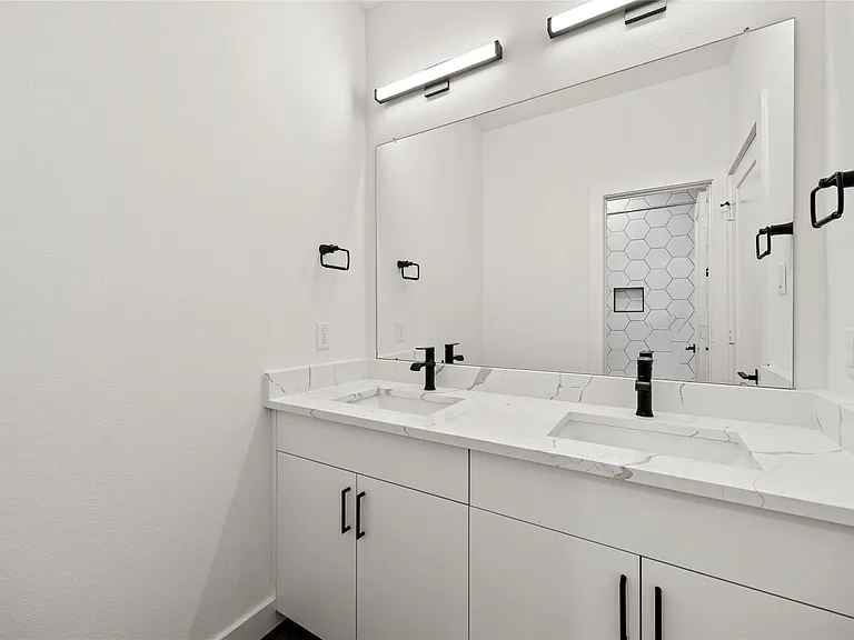 2710 Bronze Vista Dr — Photo 21