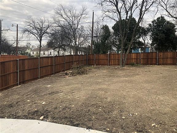 4th image of 2900 Fernwood Ave