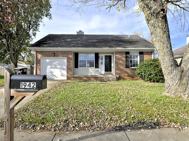 1942 Timberline Way — Photo 1