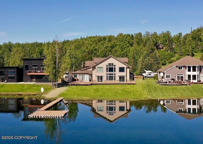 1st image of 36070 Lakeshore Dr