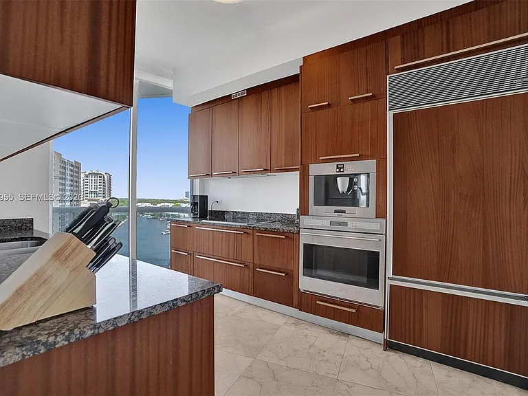 16001 Collins Ave #805 — Photo 15