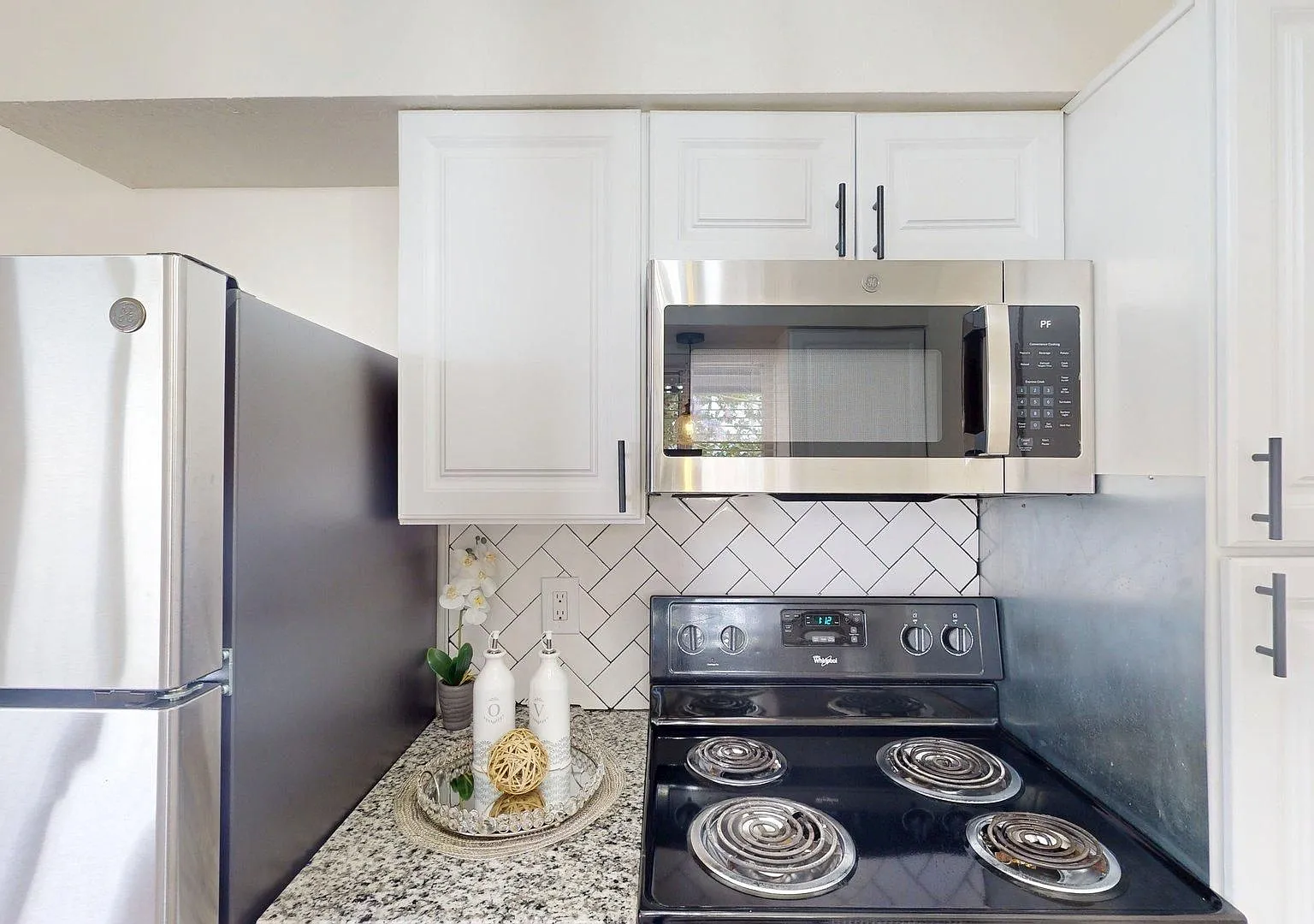 1420 Truman St SE — Photo 1