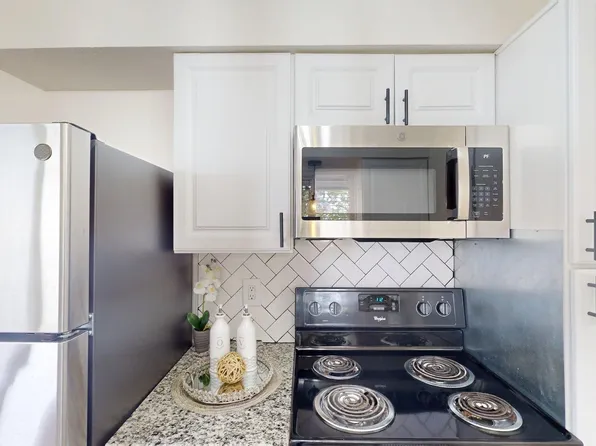 1420 Truman St SE, 1420 Truman St SE #3-C, Albuquerque, NM 87108