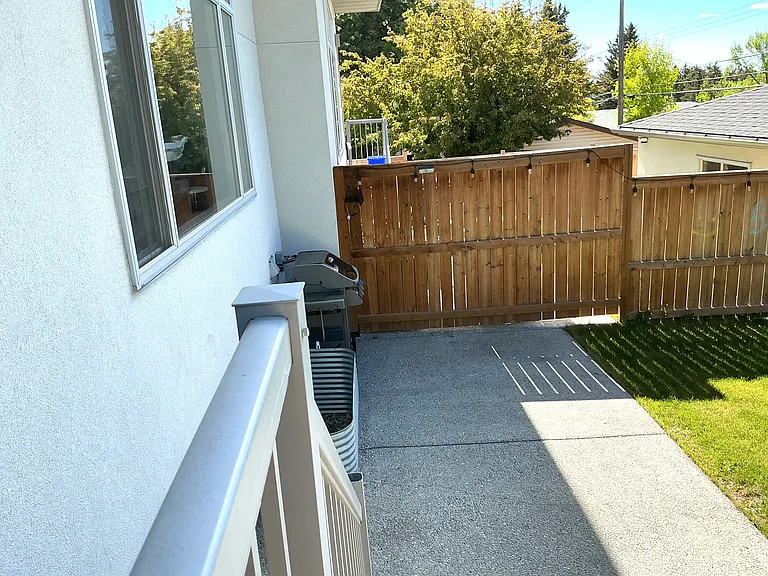 97 Hendon Dr NW — Photo 22