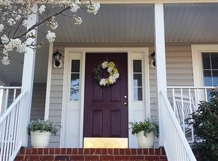 11801 Heather Landing Pl, Chester, VA 23831
