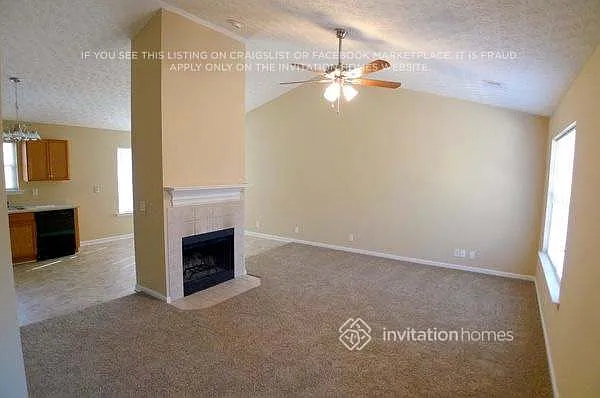 387 Scenic Ln Auburn, GA 30011 — Photo 3