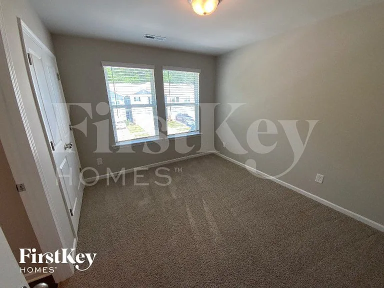 2014 Cypress Village Dr NW — Photo 7
