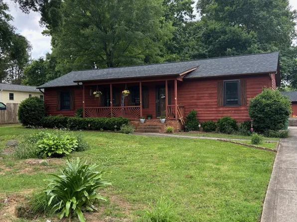317 Woodside Dr, Harrisburg, NC 28075