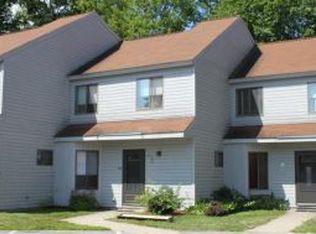 24 Chelsea Cir, South Burlington, VT 05403