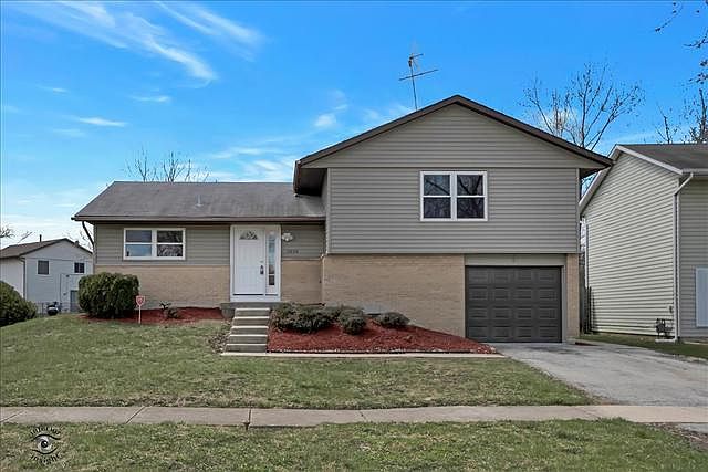 1st image of 3528 Marseilles Ln