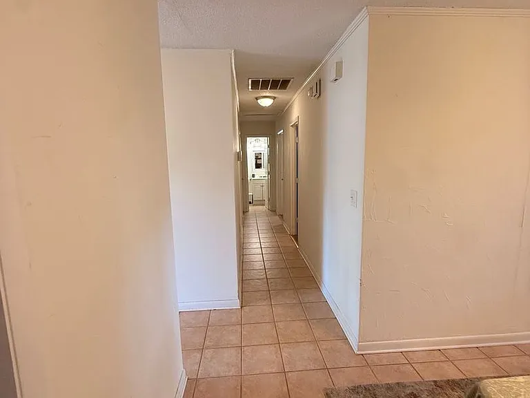 17 Prince William Dr — Photo 10
