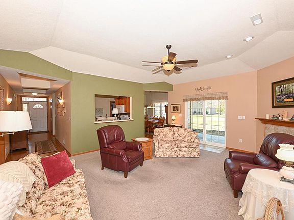 3rd image of 5347 South Butterfield WAY