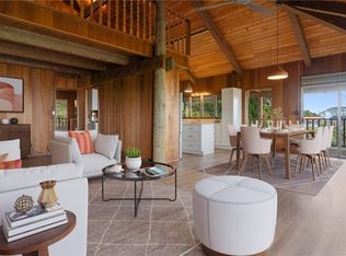 2198 Round Top Dr, Honolulu, HI 96822