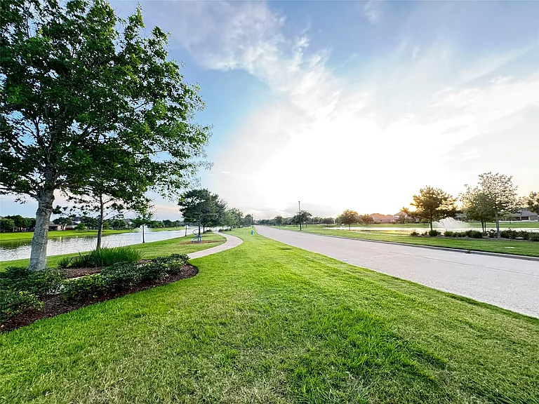 4531 Ferndale Meadows Dr — Photo 41