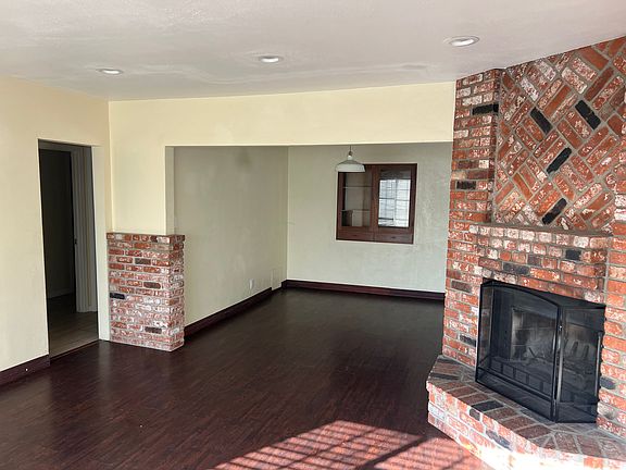 5th image of 2109 W 177th St