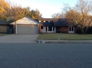 1308 Kelly Park Rd, Edmond, OK 73003