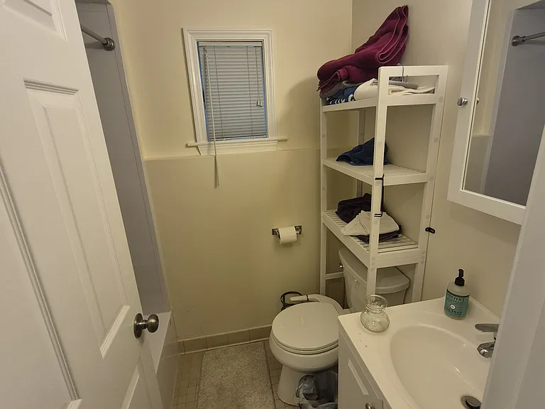 48 Ash Ave #A — Photo 9