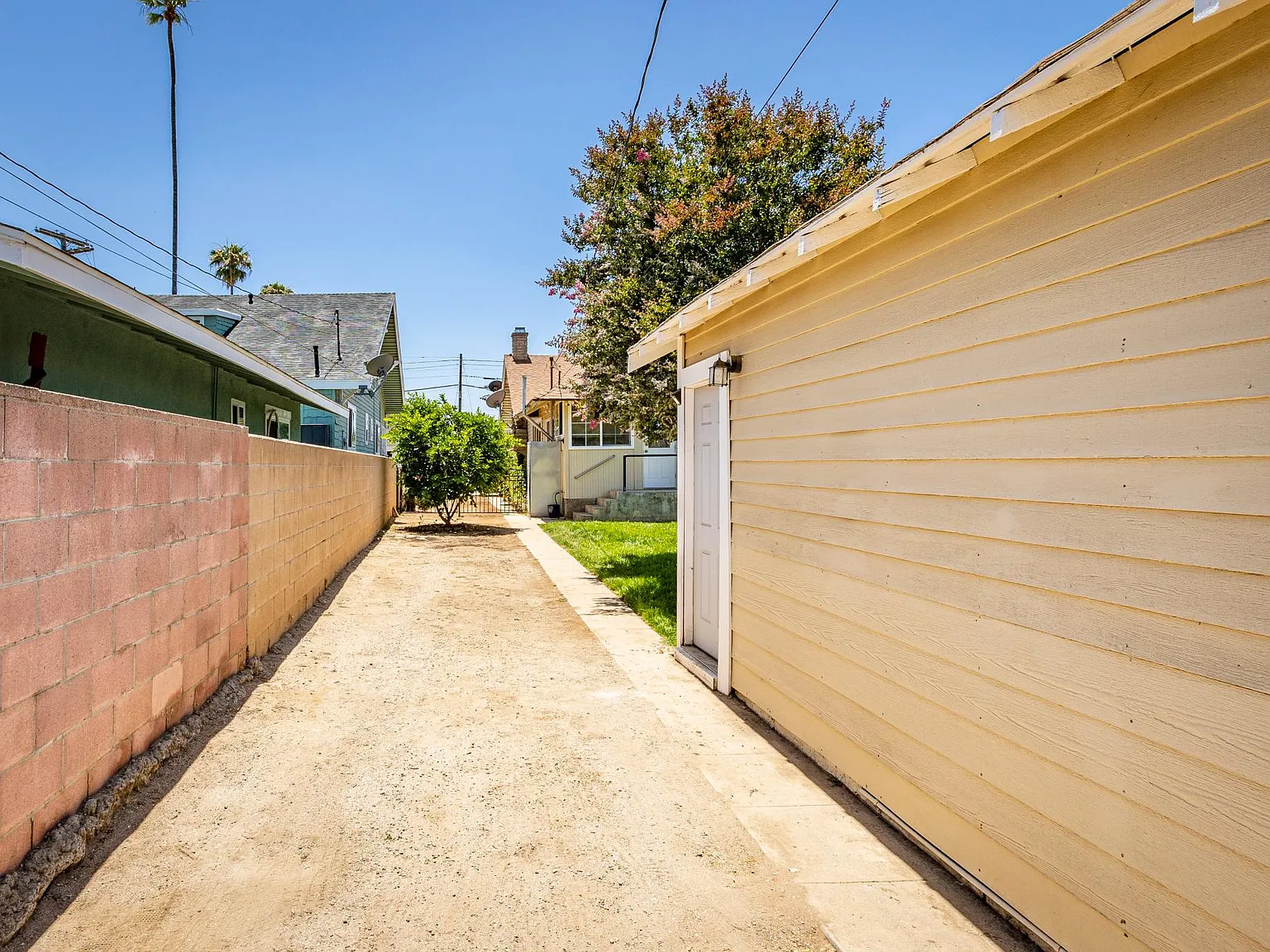 2 bed, 1008 sqft, $3,000 — Photo 4