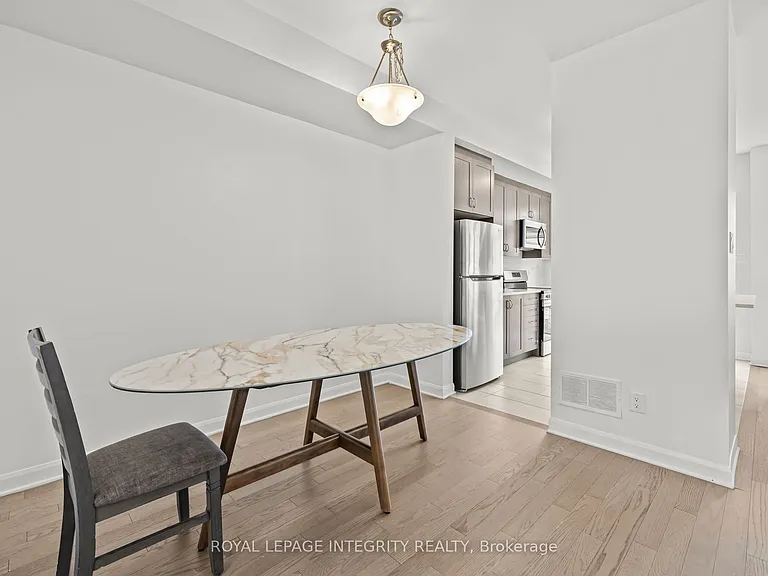 78 Osler St — Photo 4