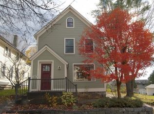 75 Spruce St, Burlington, VT 05401