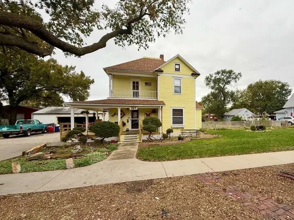 321 N Nash St, Glen Elder, KS 67446