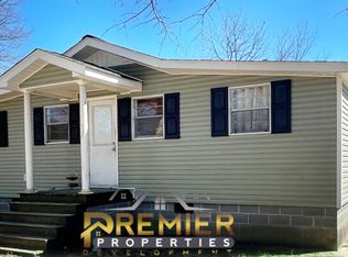 524 Main St, Fyffe, AL 35971