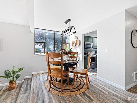 5th image of 4807 76th Street NE #7