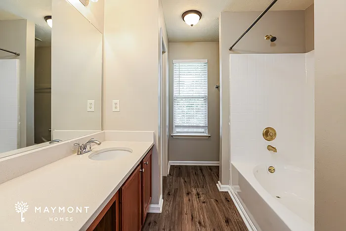 1350 Ambercrest Way — Photo 13