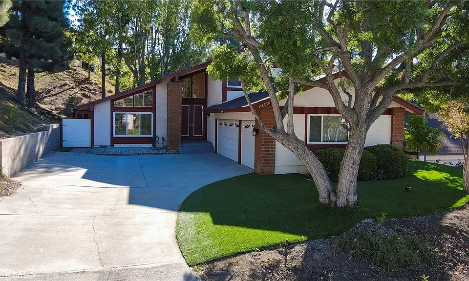 23630 Alada Dr