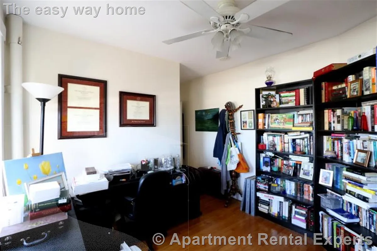 Building Photo - 331 Harvard St #15A