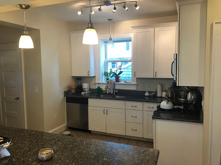 514 New Jersey Ave — Photo 3