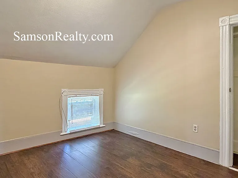 339-341 East Ave #3R — Photo 11