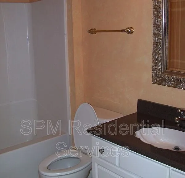 54 Castle Bay Dr — Photo 8