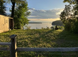 88 Central Ave, S Burlington, VT 05403