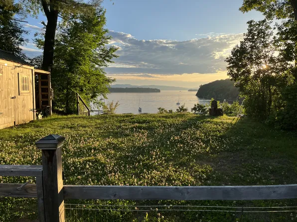 88 Central Ave, S Burlington, VT 05403