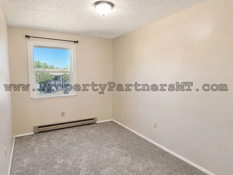 504 S 20th Ave — Photo 16